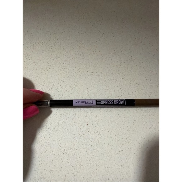 Maybelline New York Other - Maybelline Express Brow 2-In-1 Pencil + Powder Medium Brown 257 Waterproof New